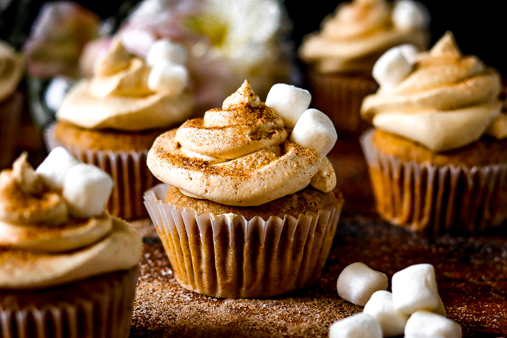 banana fluffernutter cupcakes