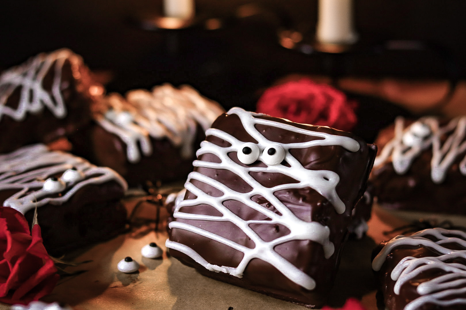 spooky mummy brownies
