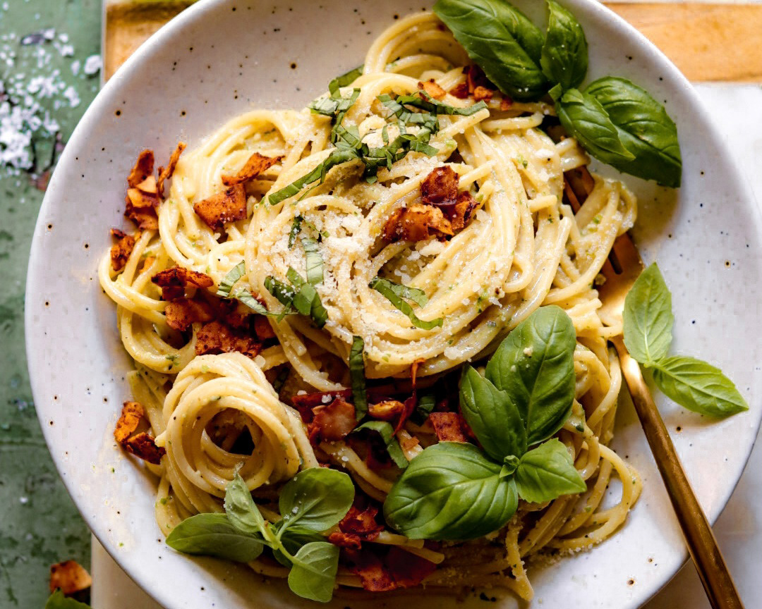 easy pesto pasta carbonara