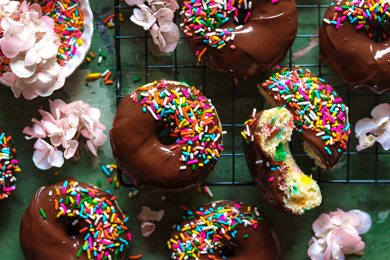 baked birthday funfetti doughnuts