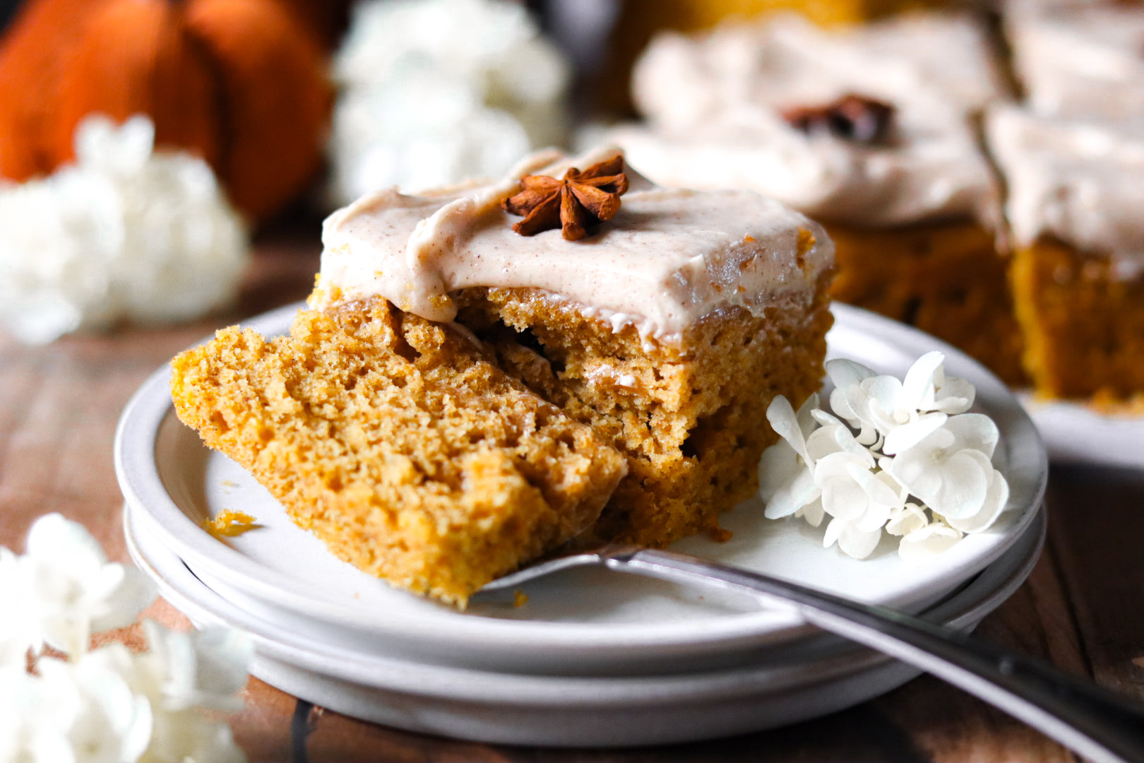 pumpkin spice sheet cake