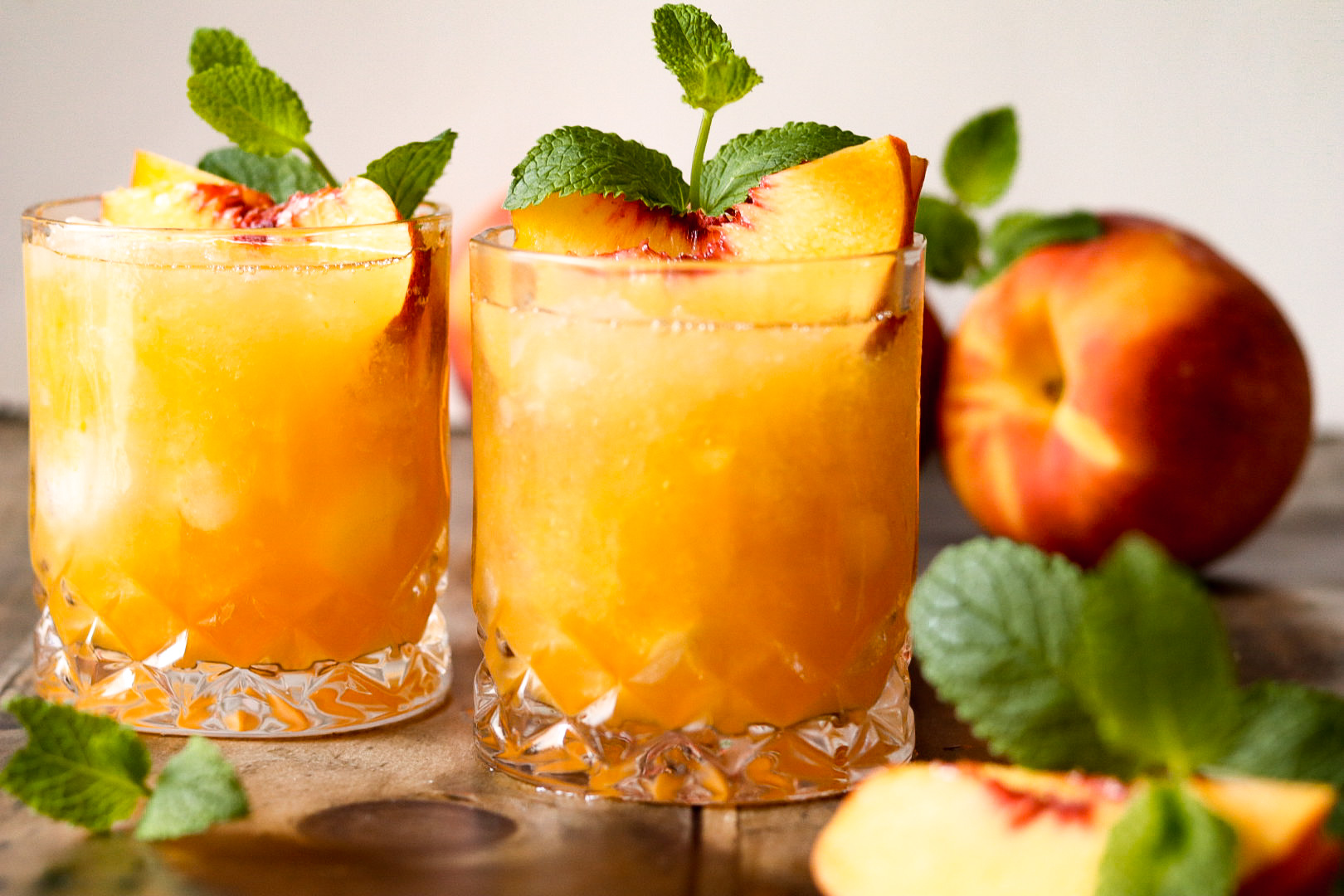 peach bourbon sour