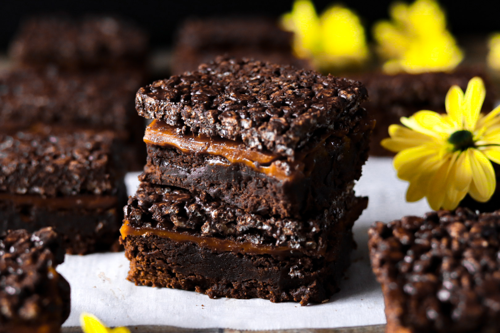 caramel crunch bar brownies